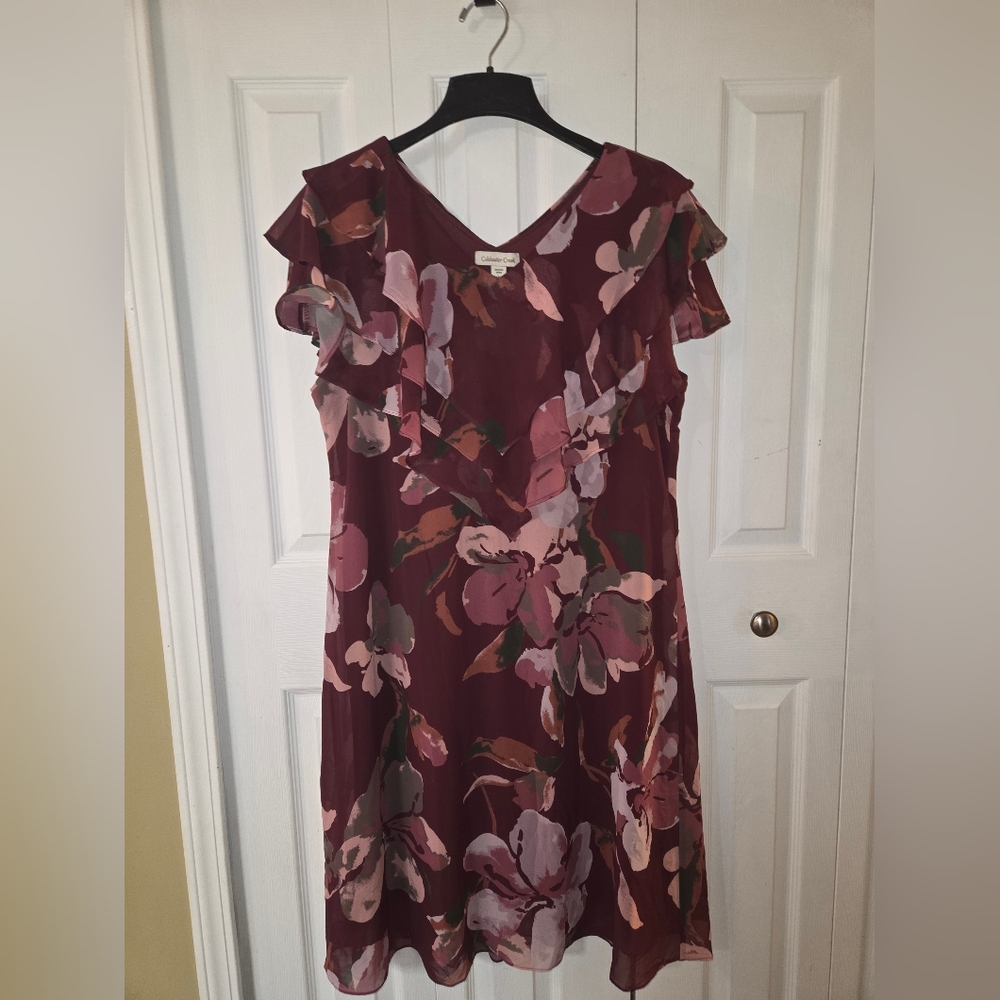 Womens Coldwater Creek Burgundy Floral Midi Dress, Slight V Neck, Ruffled Sz LG